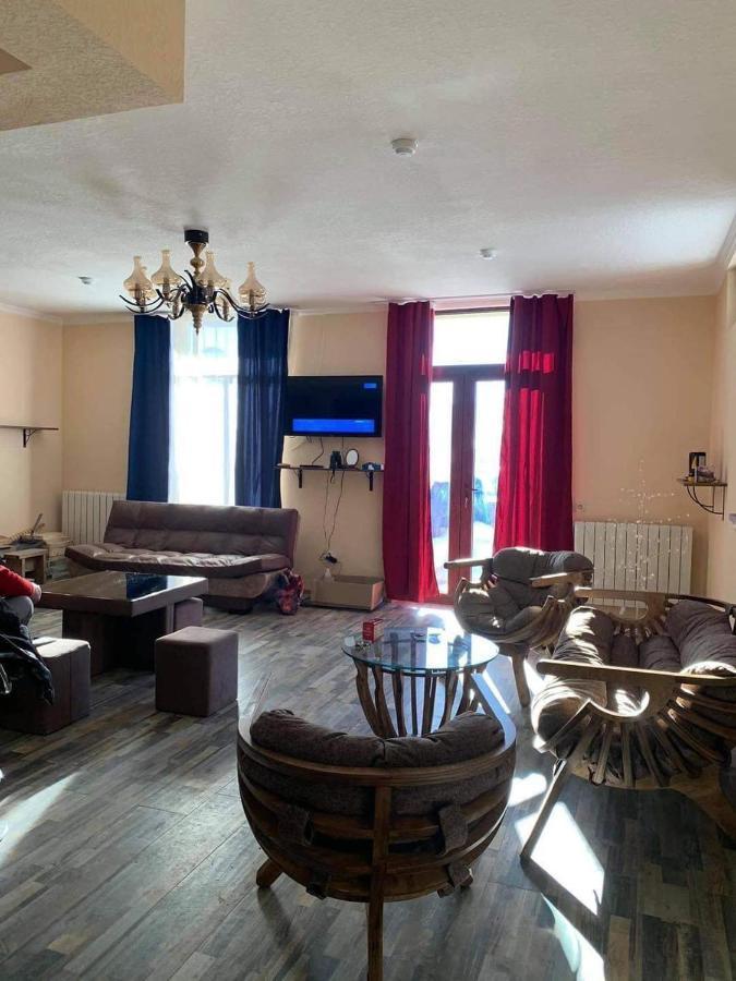 Bismillah Hotel And Restaurent Гудаури Екстериор снимка