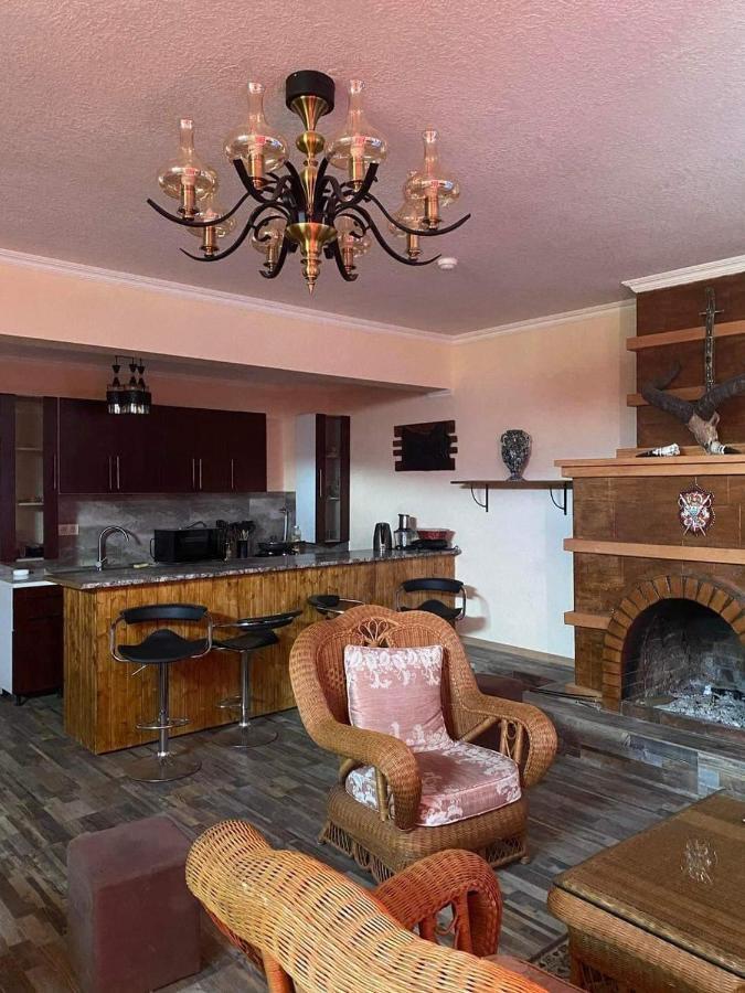 Bismillah Hotel And Restaurent Гудаури Екстериор снимка