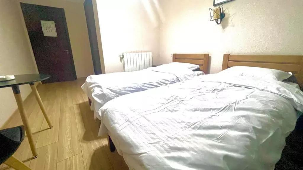 Bismillah Hotel And Restaurent Гудаури Екстериор снимка